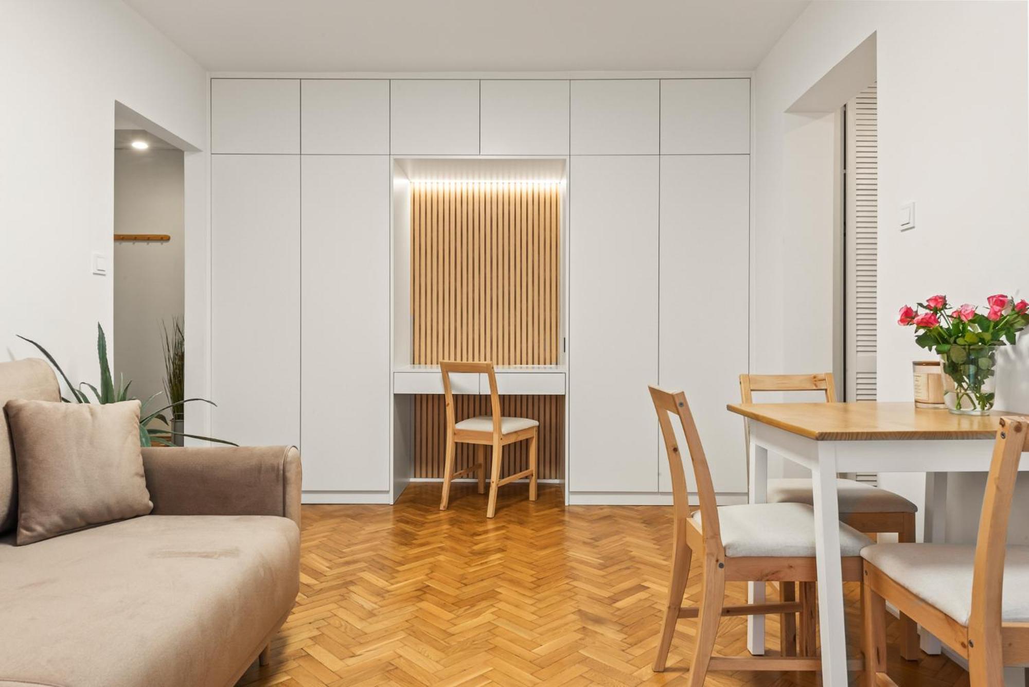 Rentplanet - Apartamenty Przy Palacu Kultury I Nauki Варшава Экстерьер фото